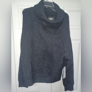 Beautiful UGG Alpacaand Wool cowlneck sweater